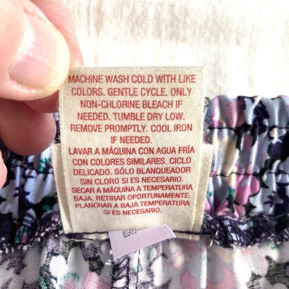 Flirty Ruffled Hem Shorts Black Lavender Light Blue Print Stretch Waist Size XS - Picture 5 of 7